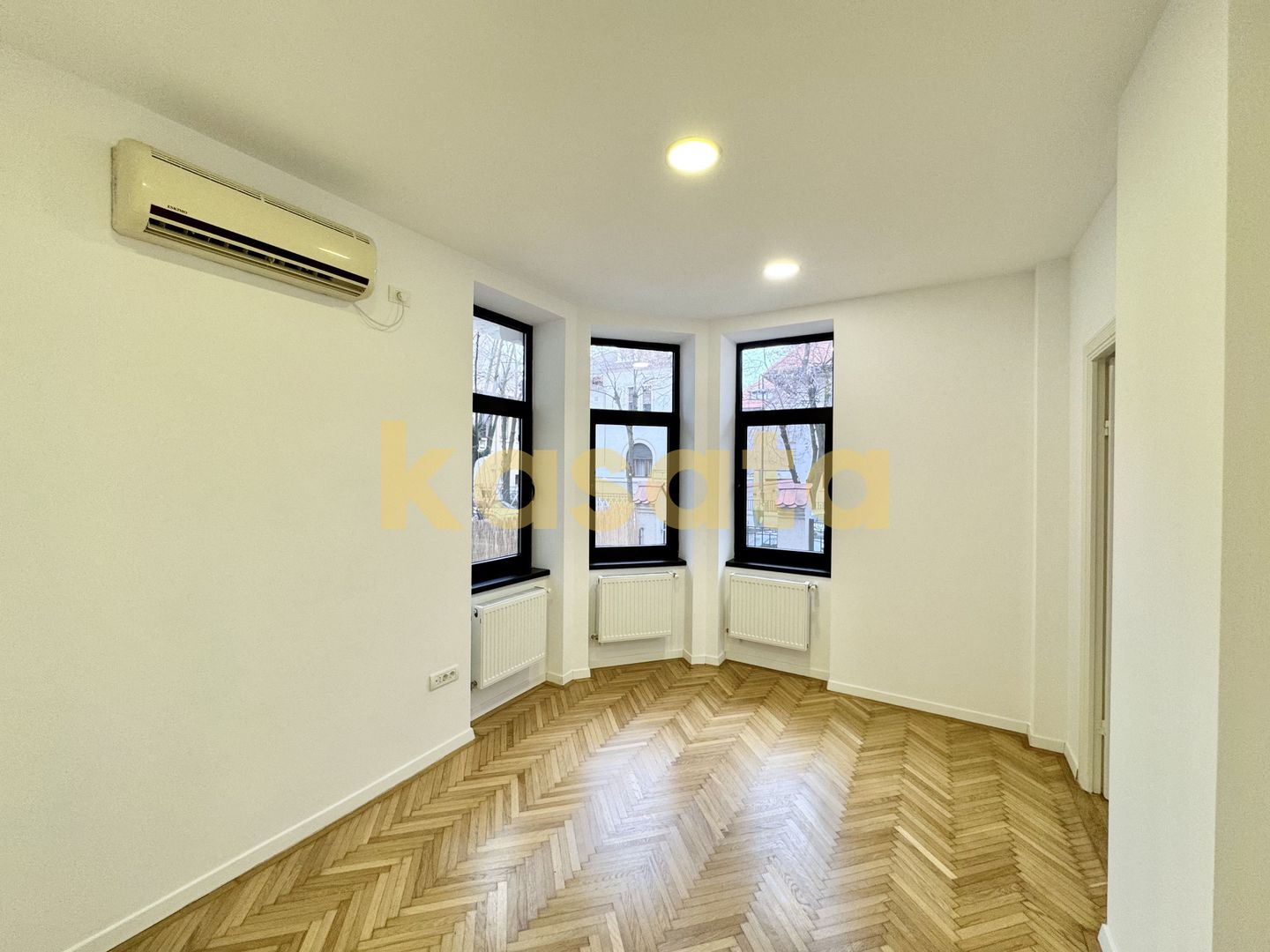 De închiriat vilă interbelică 360 mp | Birouri Dorobanți Capitale - Poză 10