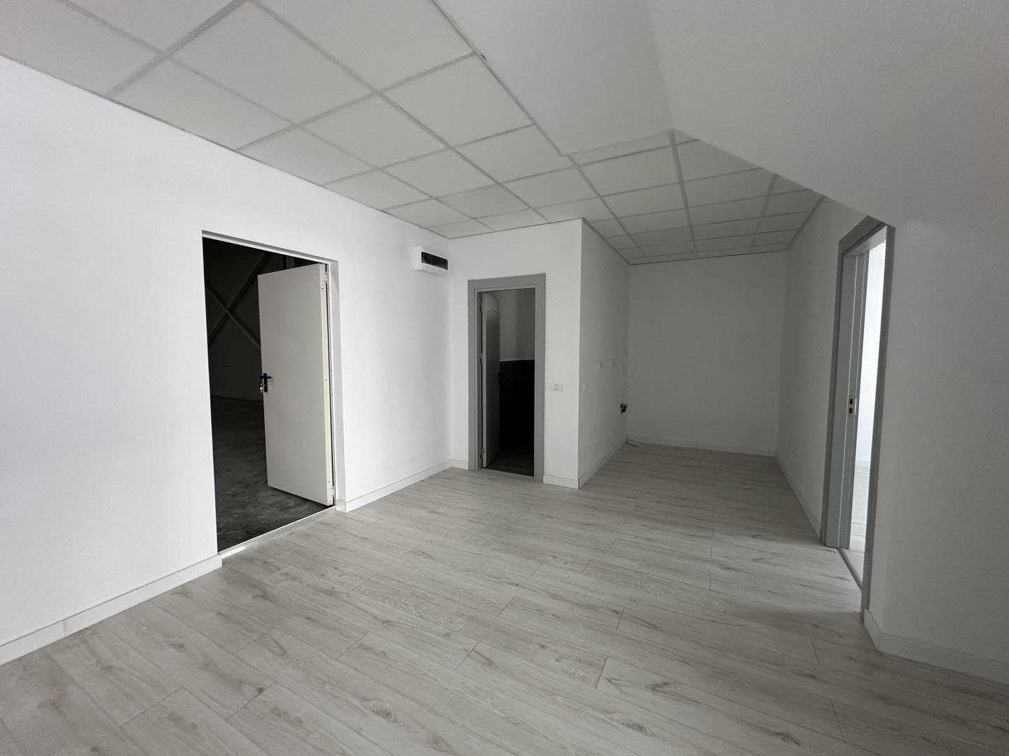 CENTURA - Rudeni | HALA 510 mp| Birouri 60mp | Parc Industrial nou - Poză 6