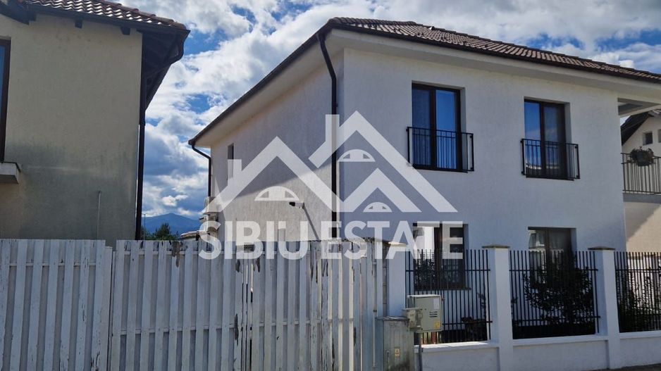 Casa individuala in Cartierul Primaverii Sibiu - Poză 18