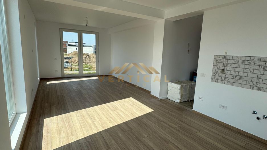 Casa in cartier nou, teren 356mp ,  Berceni - Poză 2