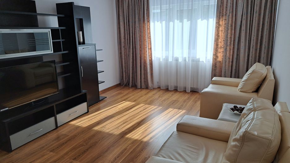 🏡 Apartament 3 camere, decomandat | Zona Sf. Vasile - Poză 1