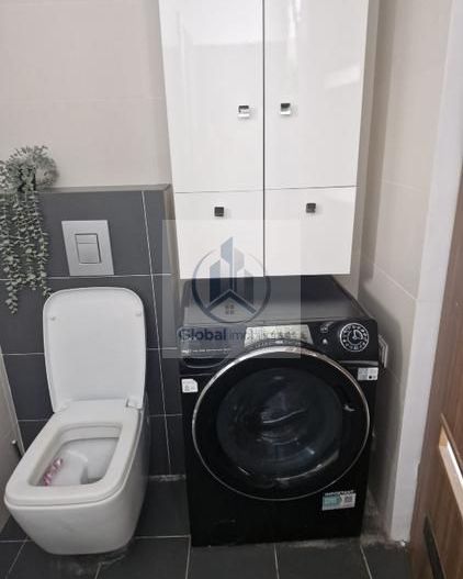 Închiriez apartament zona Unirii - Poză 3