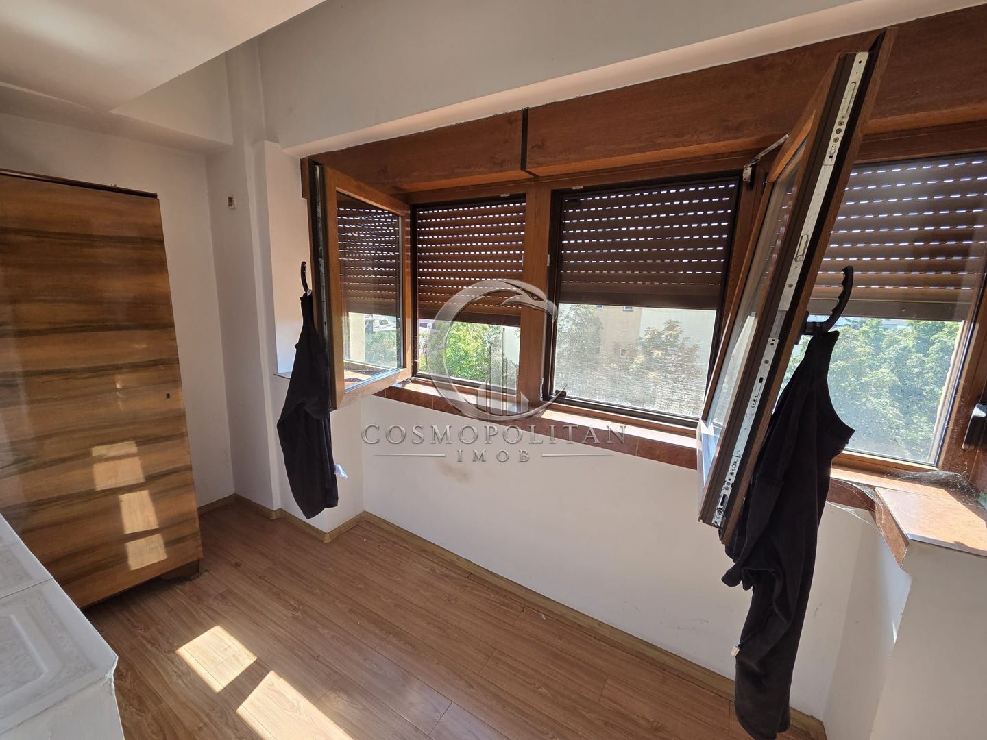 Apartament deosebit cu scara interioara si 4 camere ~ pozitie centrala - Poză 7