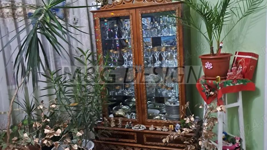 Apartament 4 camere zona Fabric  curte comuna - Poză 2