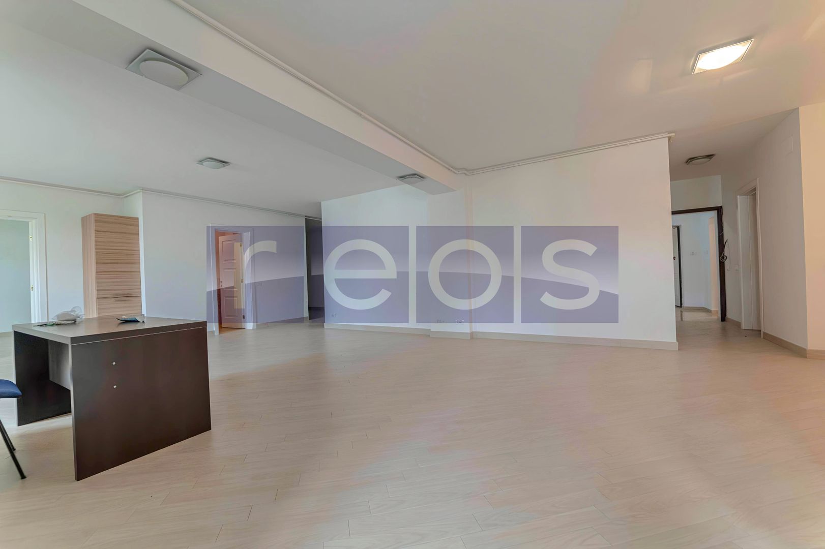 VANZARE | 3 CAMERE | PIAȚA DOROBANTI - Poză 4