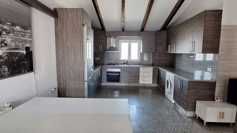 Apartament cu 3 camere Dumbravita/Constructorilor - Poză 5