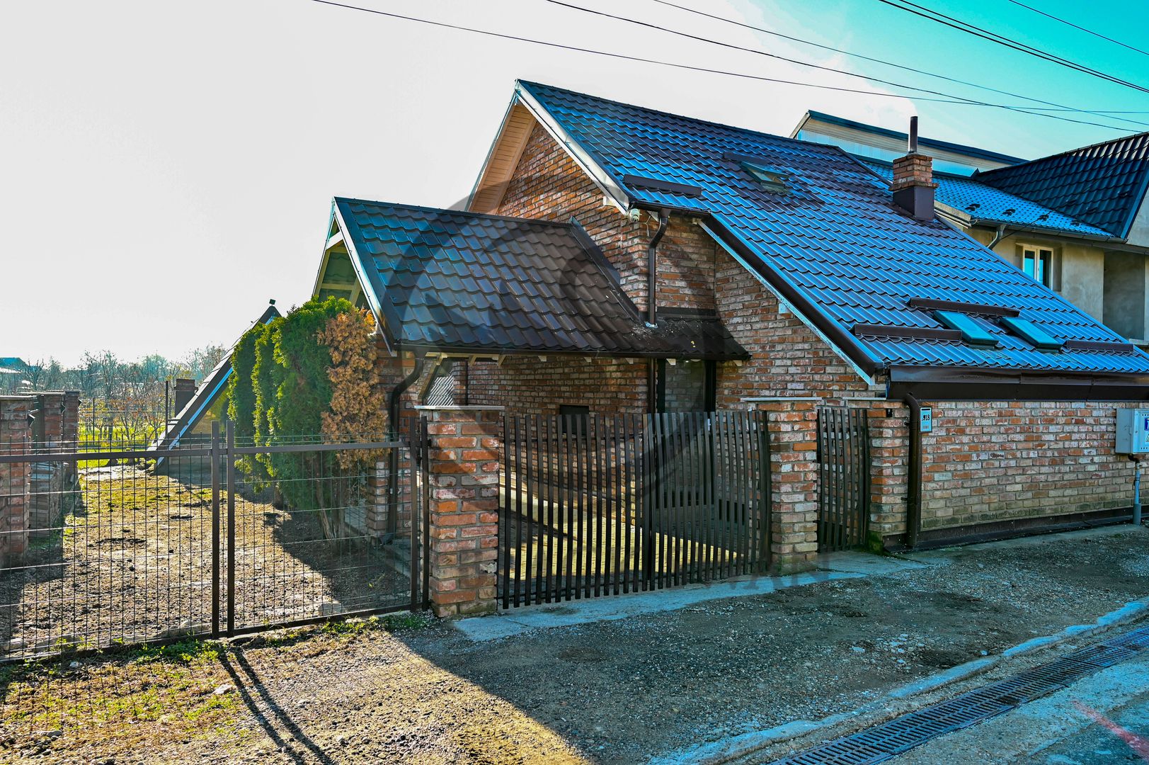 Casa cu 3 camere | Mobilata-utilata modern | Darmanesti | COMISION 0% - Poză 5