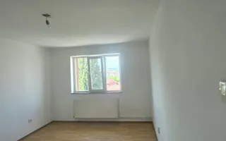 De vânzare apartament 2 camere decomandat | Zona 8 Mai - Poză 18