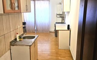 Apartament la casa de închiriat, zona centrală - Poză 1
