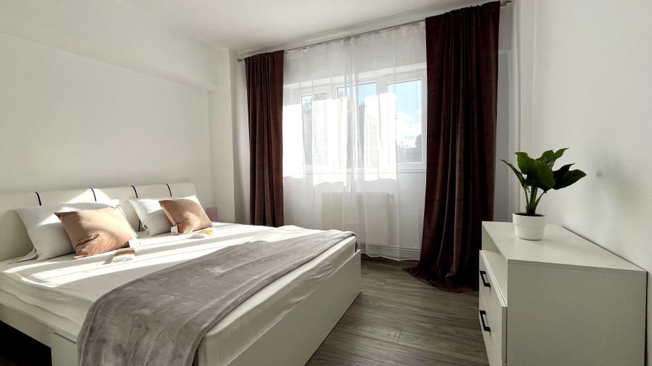 Apartament 4 camere, renovat integral, in zona Aradului- Iulius Mall - Poză 12