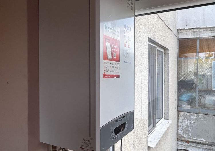 Apartament cu 2 camere decomandat Gorjului cu centrala proprie - Poză 7