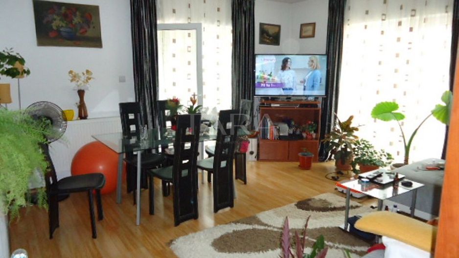 Apartament cu 3 camere de vânzare, zona Muzeul Apei. - Poză 2