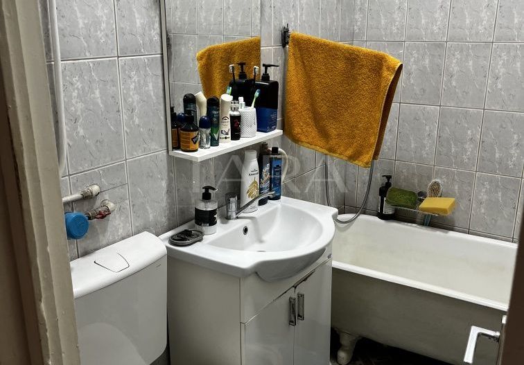 Apartament 3 camere luminos,  zona Facultatea de Litere - Poză 8