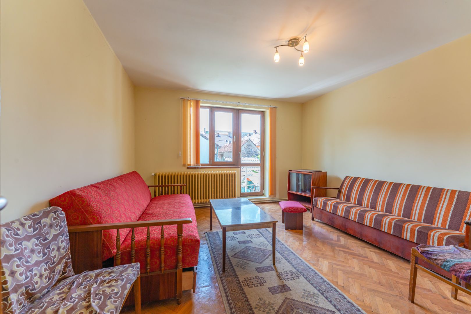 Casa individuala cu 9 camere in Brasovul Vechi. - Poză 4