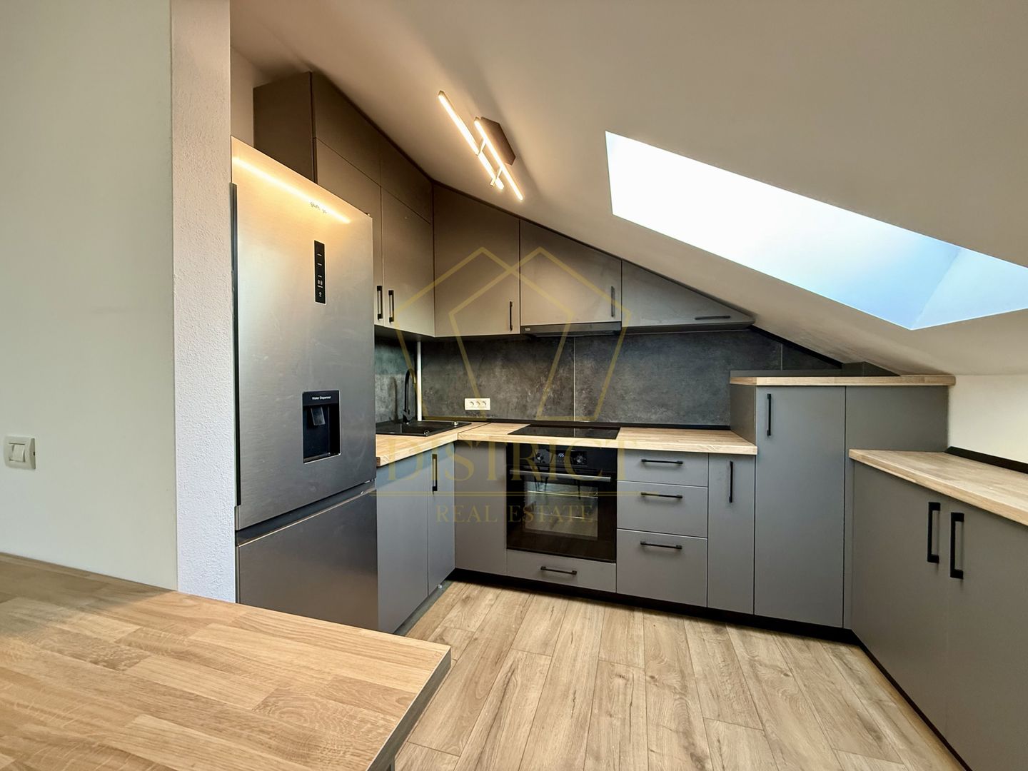 Apartament prima inchiriere cu 3 camere | Dumbravita - Poză 2