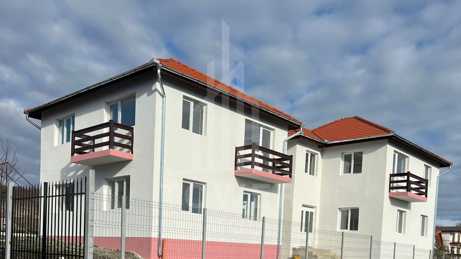 Casa cu 5 camere decomandate 2 bai 255 teren - Poză 2