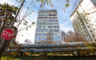 Apartament de vanzare cu doua camere, decomandat - str Cornisa Bistritei Bacau! - Poză 24