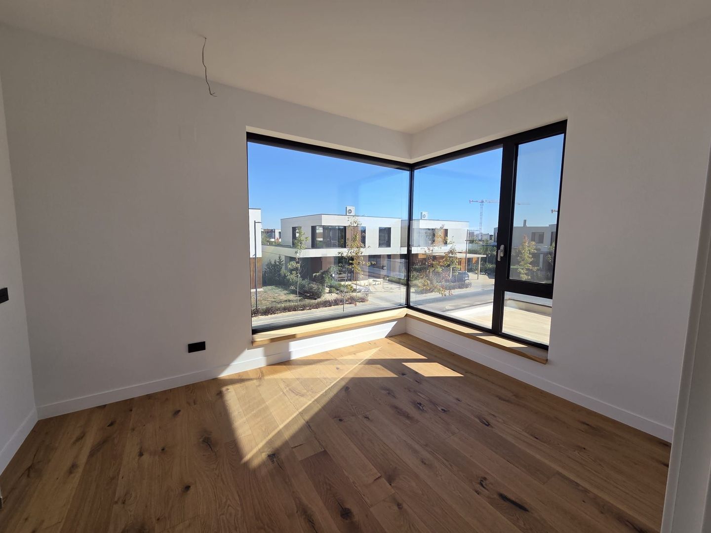 Vilă exclusivă în Amber Forest | 160 mp   | Teren 432 mp | 0% comision - Poză 16