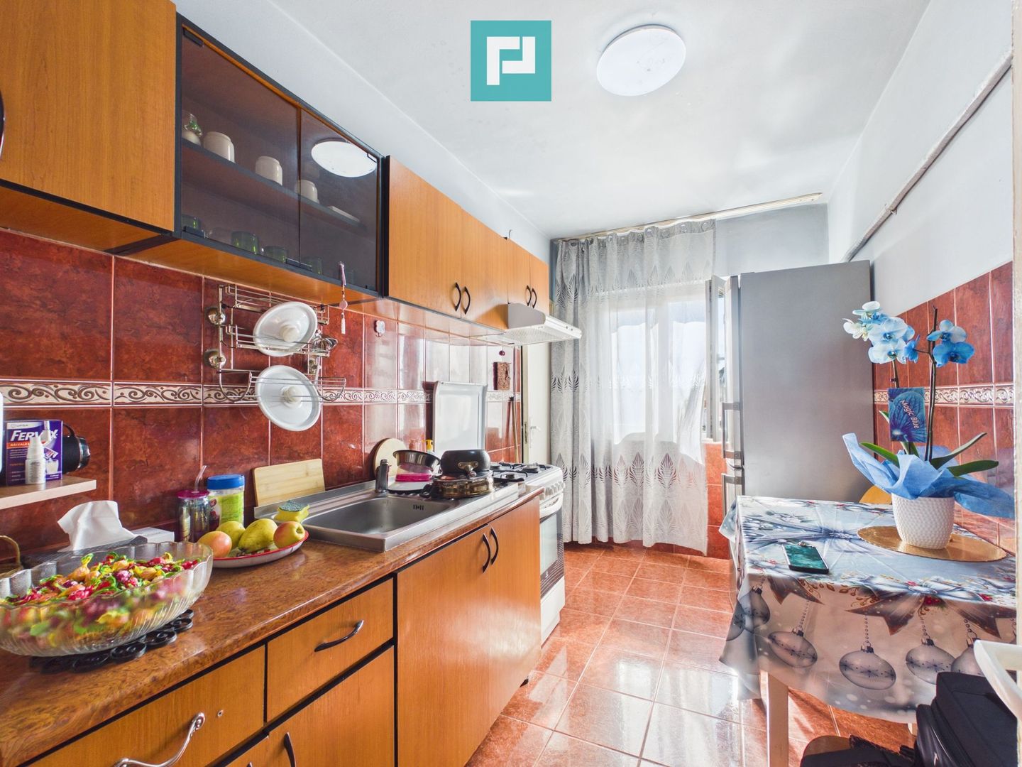 Apartament cu două camere, decomandat Lipova - Poză 11