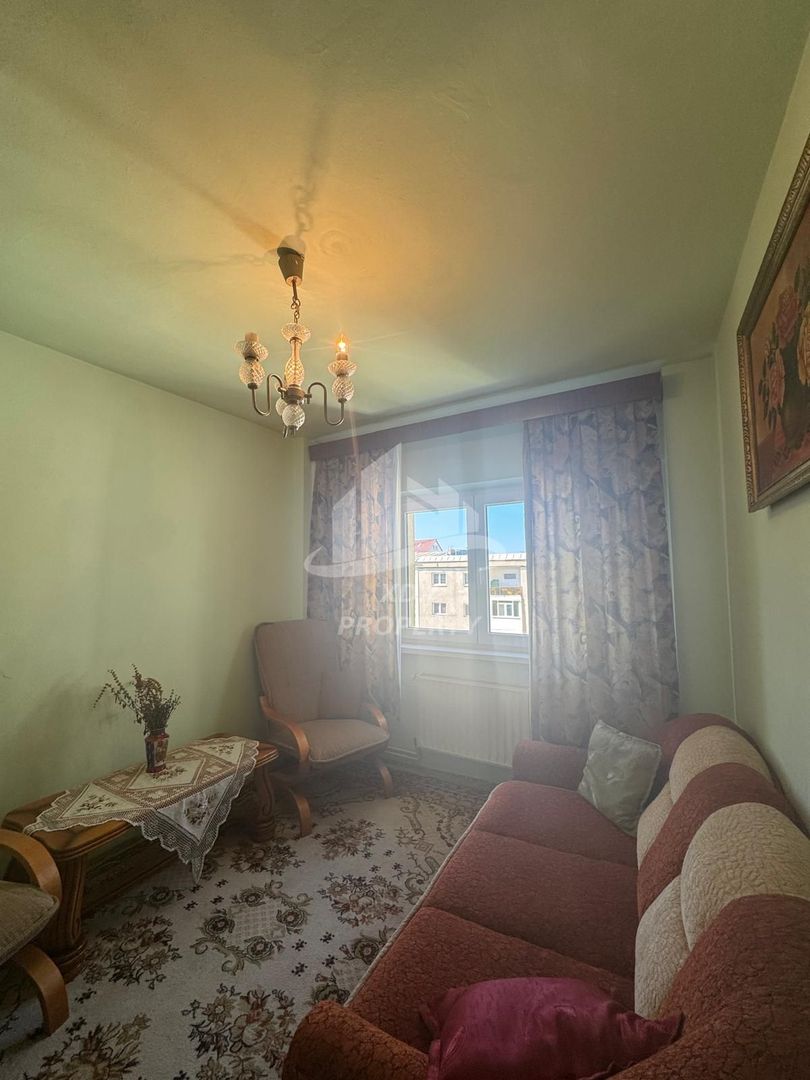 Apartament Calea Dumbravii ,Sibiu,  3 camere ,  2 bai , - Poză 2