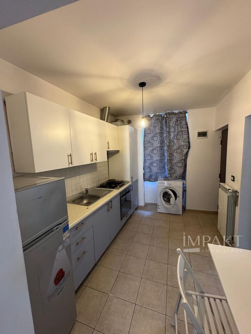 De închiriat: Apartament tip loft cu mezanin, 30 mp–Zona Ultracentral - Poză 4