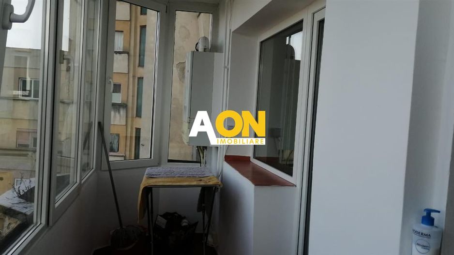 De inchiriat apartament 3 camere  zona Cetatea Alba Carolina - Poză 8