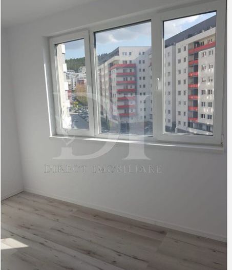 Apartament 3 camere de vanzare in Zona BMW / Floresti - Poză 4