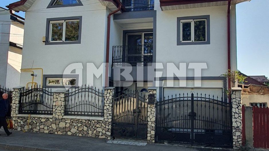 Vilă P+1E+M, ideală pentru activități comerciale, zona Donici; - Poză 12