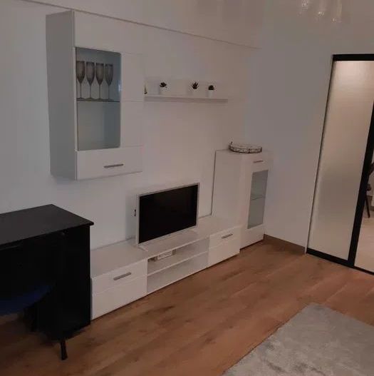 2 camere- Piata Romana-ultracentral - Poză 2