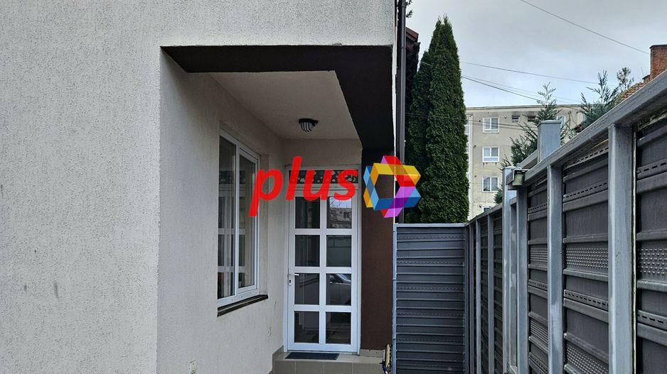 Oportunitate - Apartament cu trei camere in vila, zona Tractorul 70 mp - Poză 27