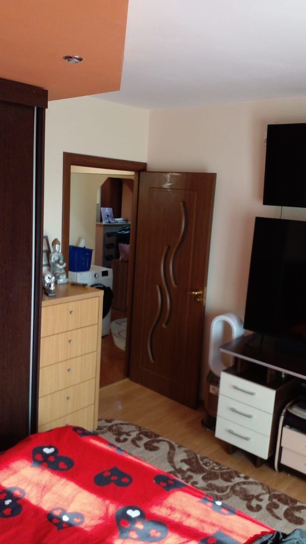 Apartament 3 Camerte Zona 13 Septembrie - Poză 1