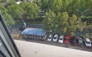 AP. 2 CAMERE RENOVAT, MOBILAT NOU, METROU IN FATA BLOCULUI, COMIS 0% - Poză 3