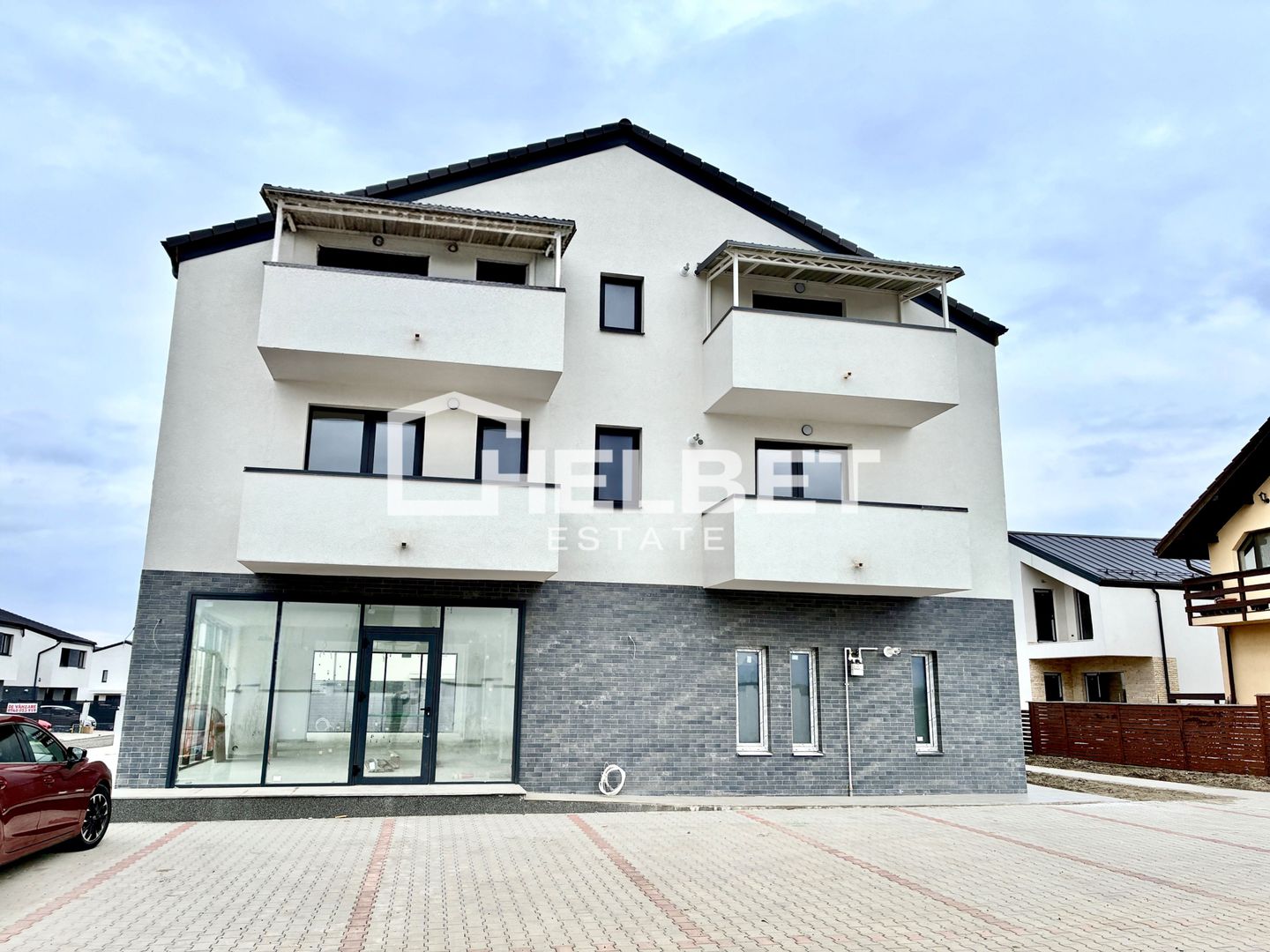 Spațiu Comercial / Sanpetru / 156 mp utili / Parcare 8 Locuri - Poză 9