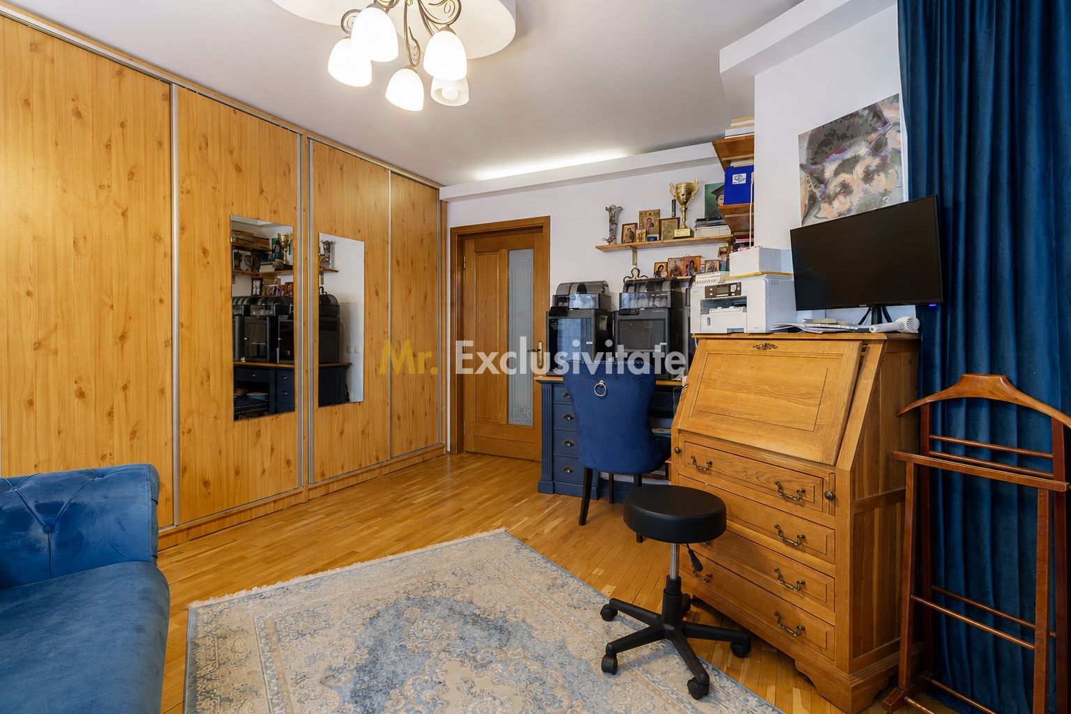 Vilă individuală cu 5 camere, piscină și curte generoasă | Mogoșoaia - Poză 24