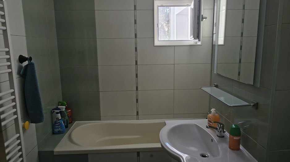 aartament de 3 camere de inchiriat - Poză 5