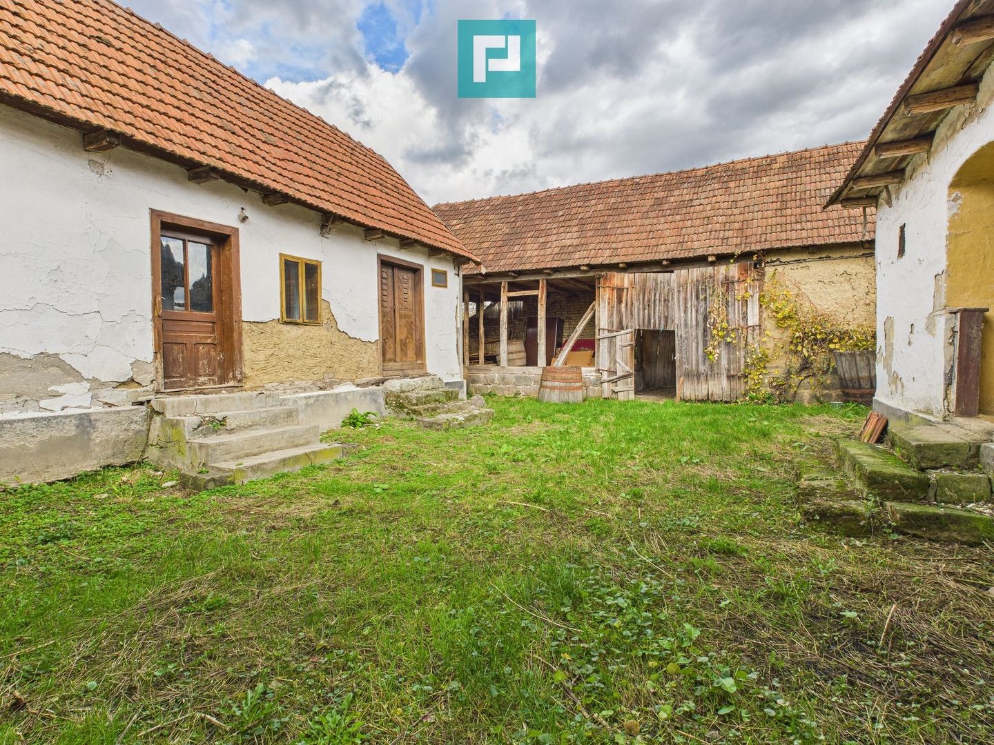 Casă cu 4 camere în Buhani, Dezna - Poză 23