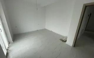 Casa finalizata cu 3 dormitoare . Teren generos cu 2 fronturi - Poză 14