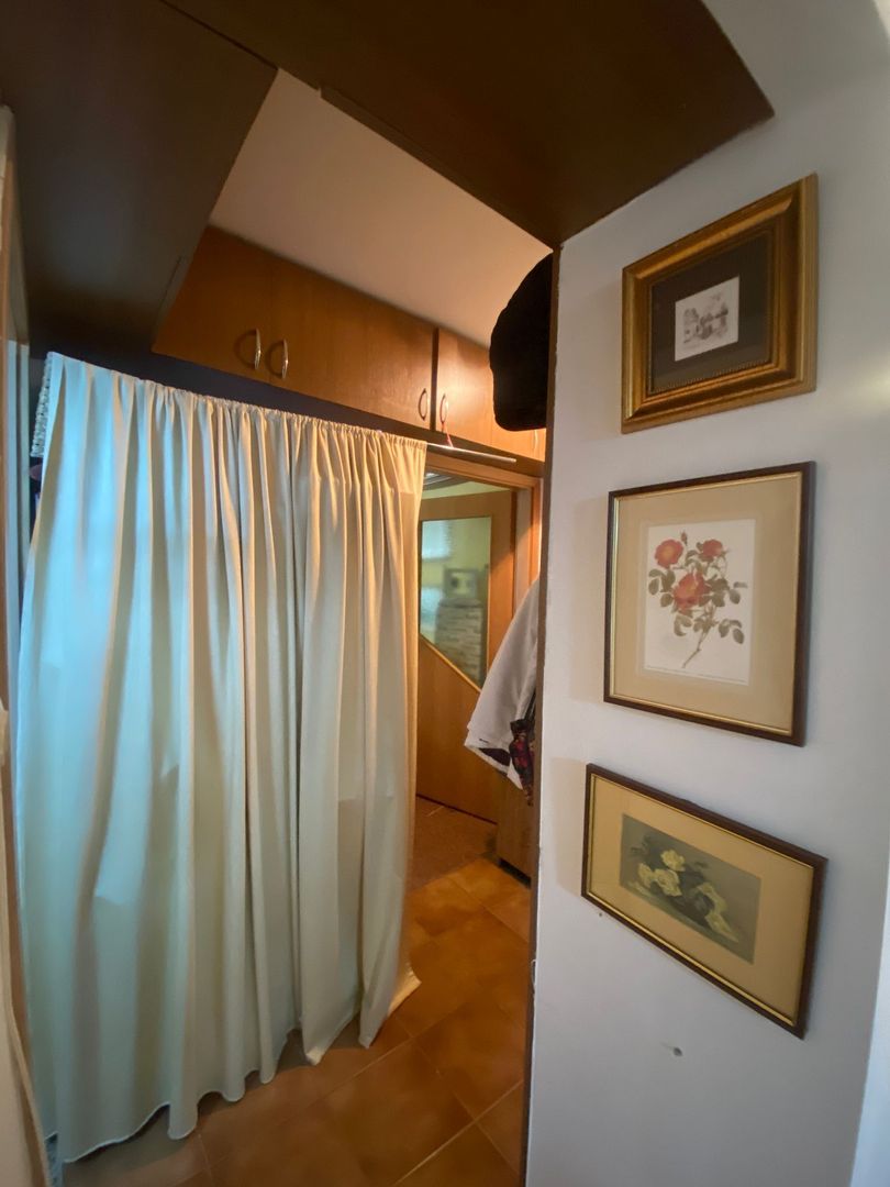 Girocului | 3 Camere | Decomandat | Boxa-spatiu depozitare | Izolat interior - Poză 16