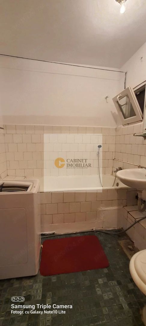 2 Camere - 55MP | Creditabil | 3/10 | 1981 | Metrou Lujer - 3 minute - Poză 7