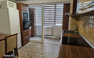 Apartament cochet cu 3 camere  Etaj 1  Lift  Vasile Aaron - Poză 1