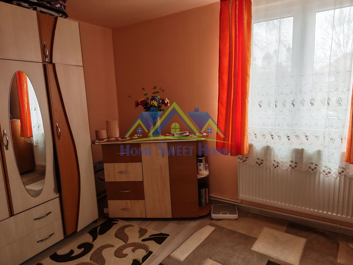 Casa de vanzare in Ghelari – liniste, natura si spatiu generos! Schimb - Poză 7