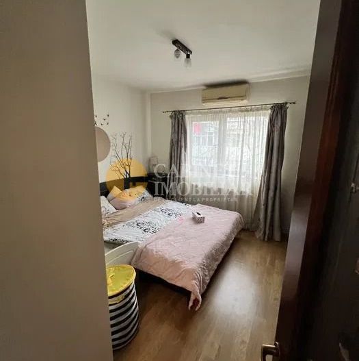 APARTAMENT 2 CAMERE DECOMANDAT, ETAJ INTERMEDIAR, ZONA GALATA - Poză 2