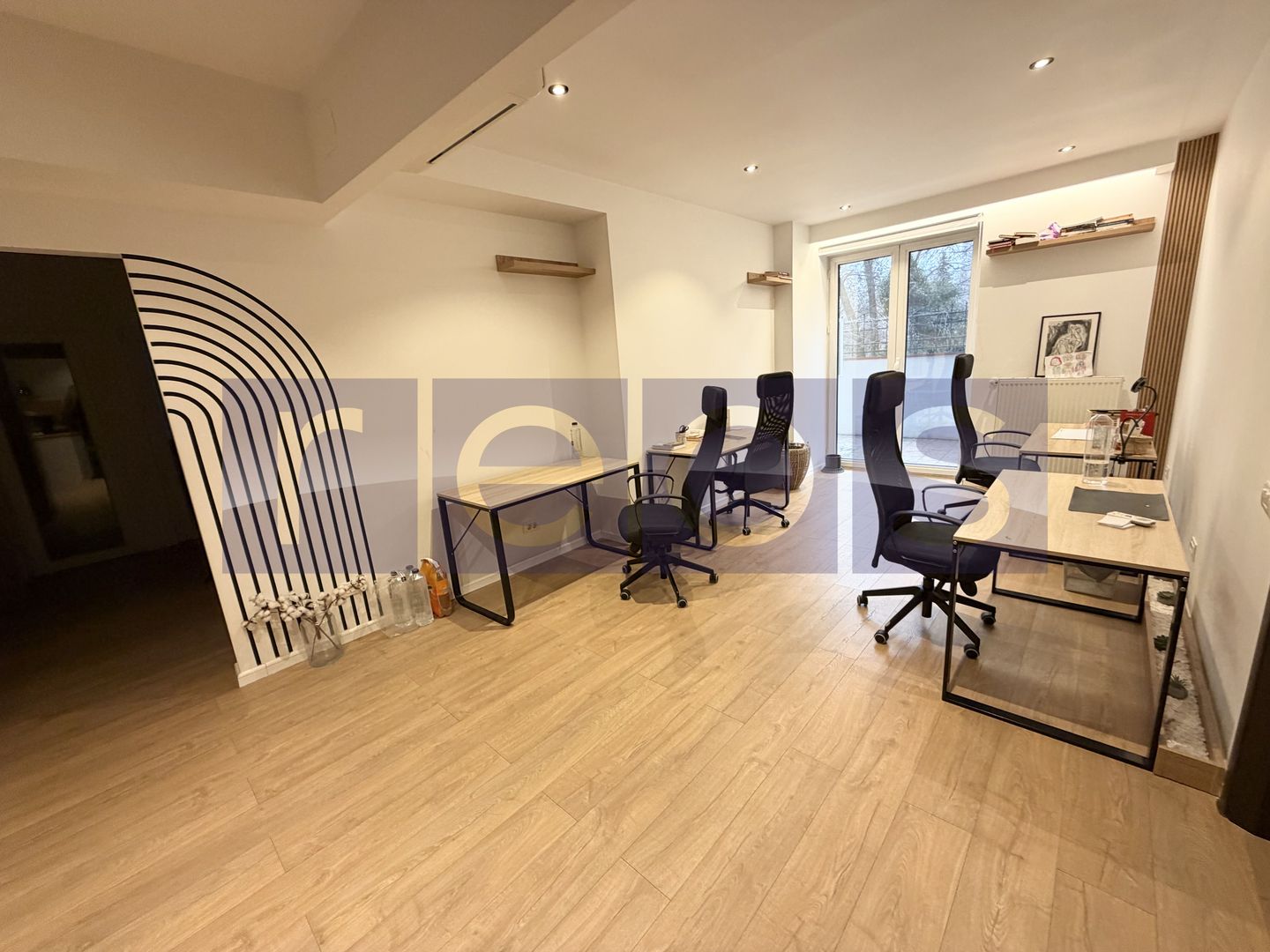 VANZARE 3 CAMERE | PARTER + TERASA | IDEAL BIROURI/INVESTITIE | PIATA VICTORIEI - Poză 1