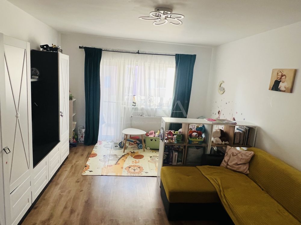 Vanzare apartament deosebit  in zona centrala a localitatii - Poză 1