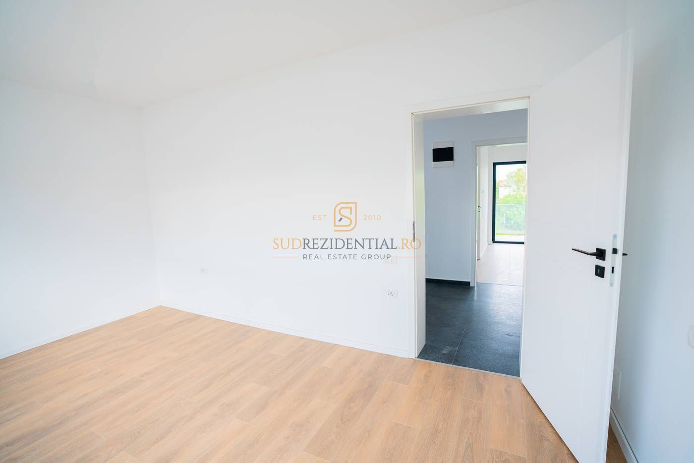 Vila duplex, 4 camere, cartier rezidential - Comuna Berceni, Ilfov - Poză 10