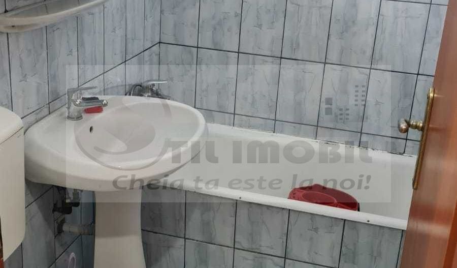 Libera garsoniera de vanzare in Iasi, bd Poitiers, decomandata - Poză 5