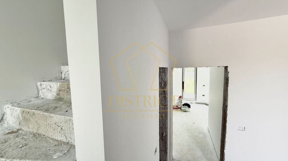 Duplex spatios cu 4 camere | Covaci - Poză 8