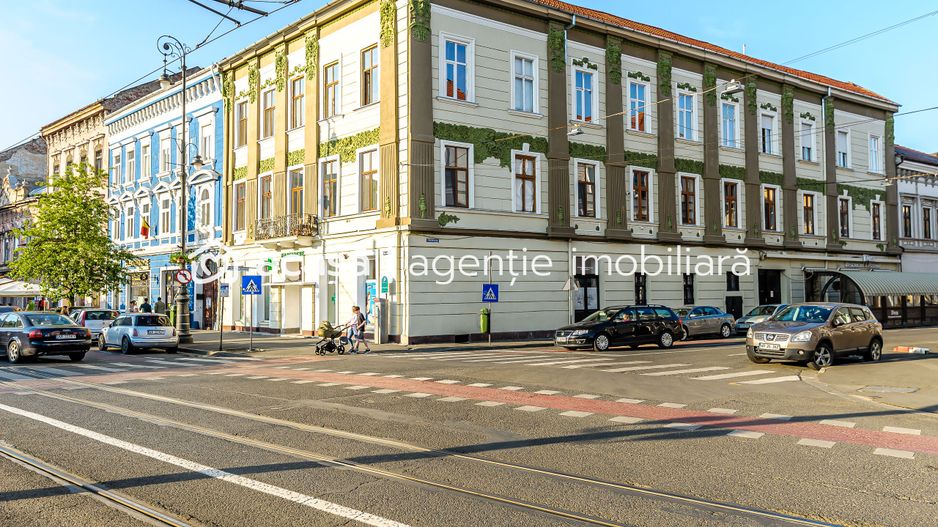 Apartament ULTRACENTRAL Arad,  etajul 1. - Poză 2