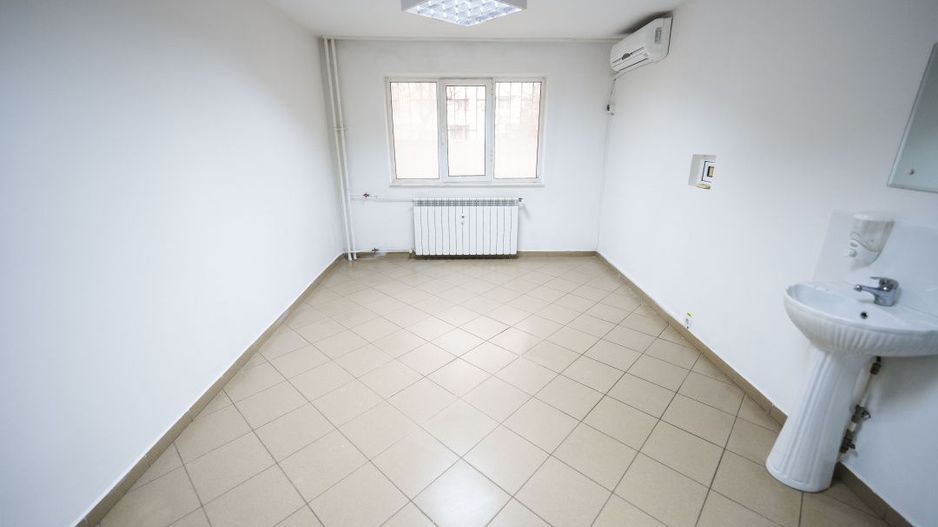Spatiu parter, 56 mp, ideal cabinet medical, birouri sau servicii – Sarari - Poză 16
