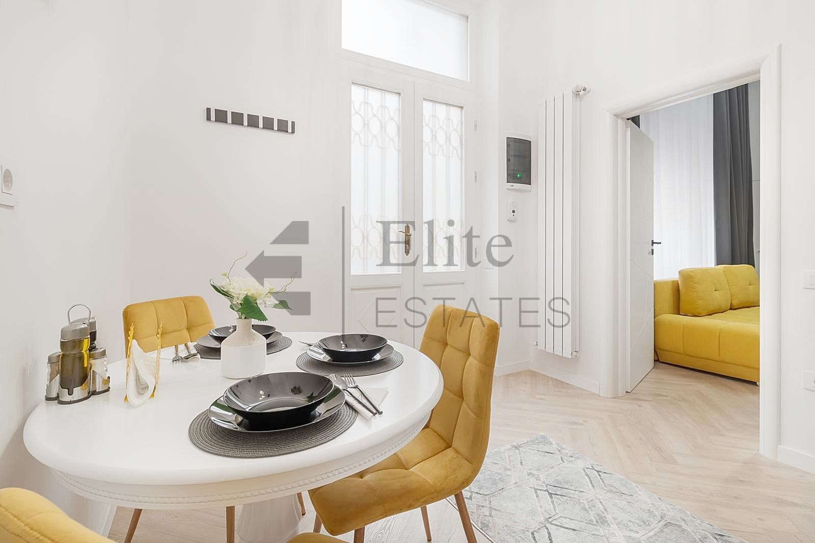 Apartament ultracentral de inchiriat in Oradea I Palatul Ullmann - Poză 7